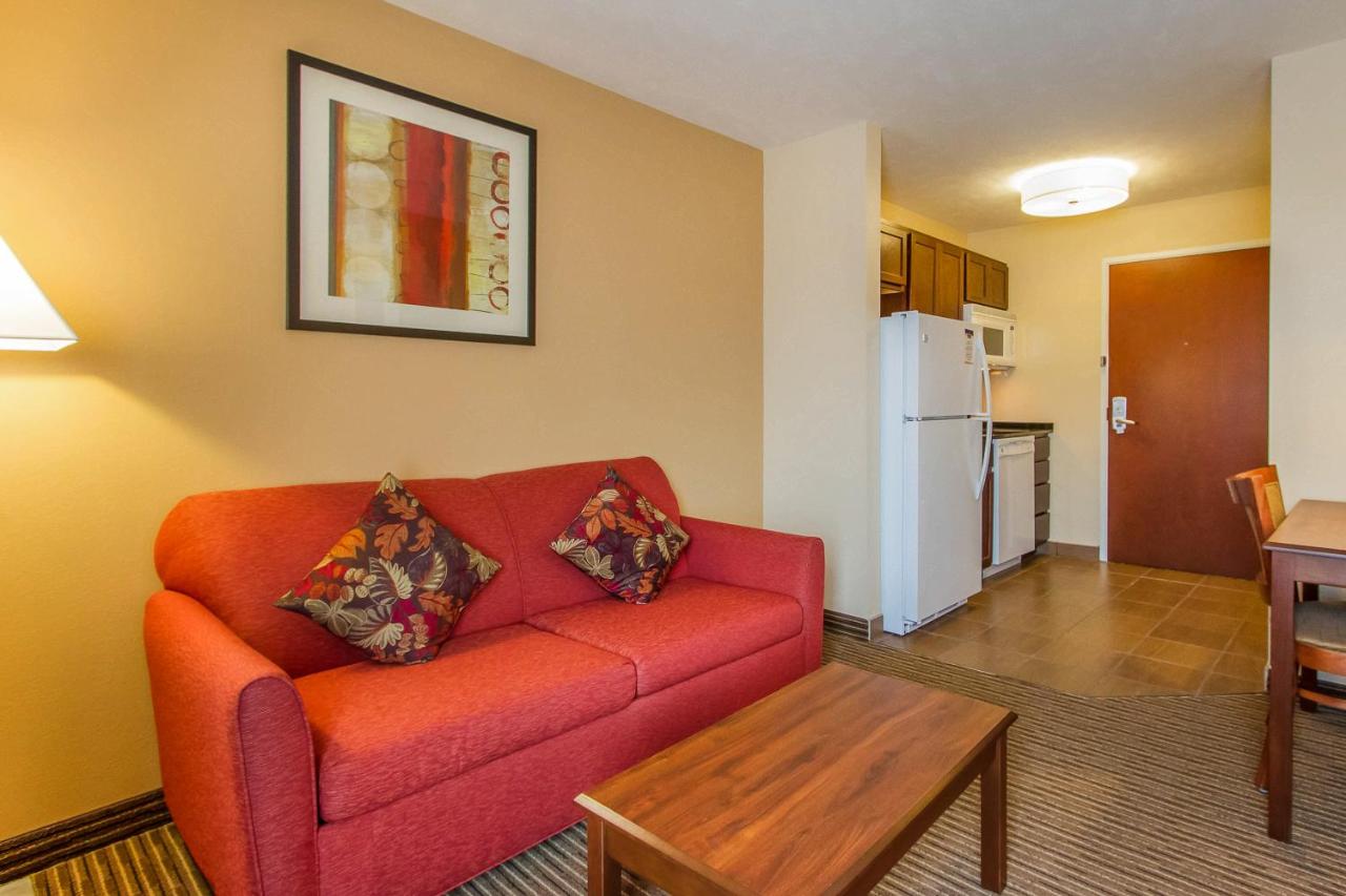 Resident Suites Motel — photo 14