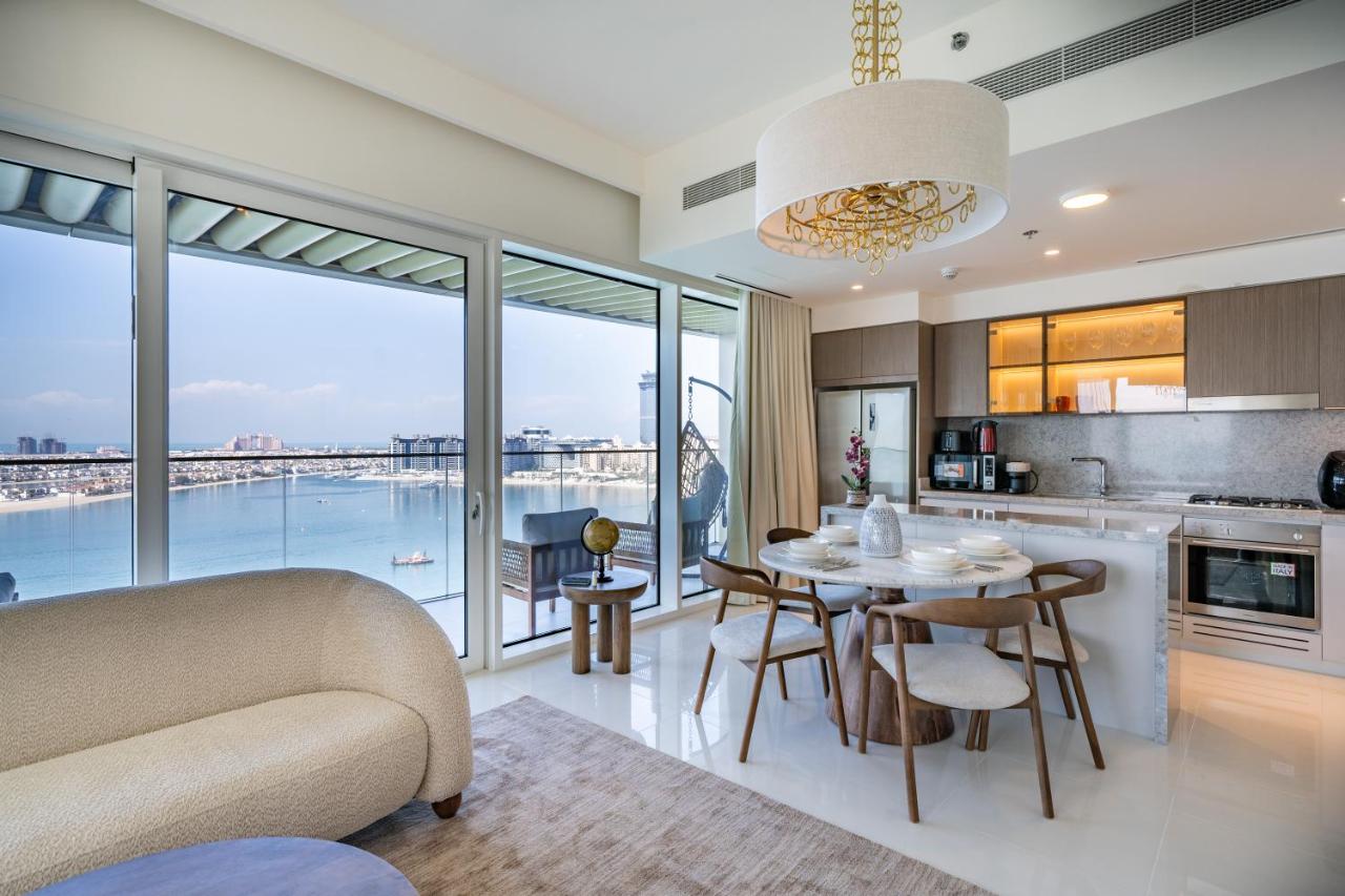 Homes Beyond l Elegant 2BR with Wide Sea Views - 5