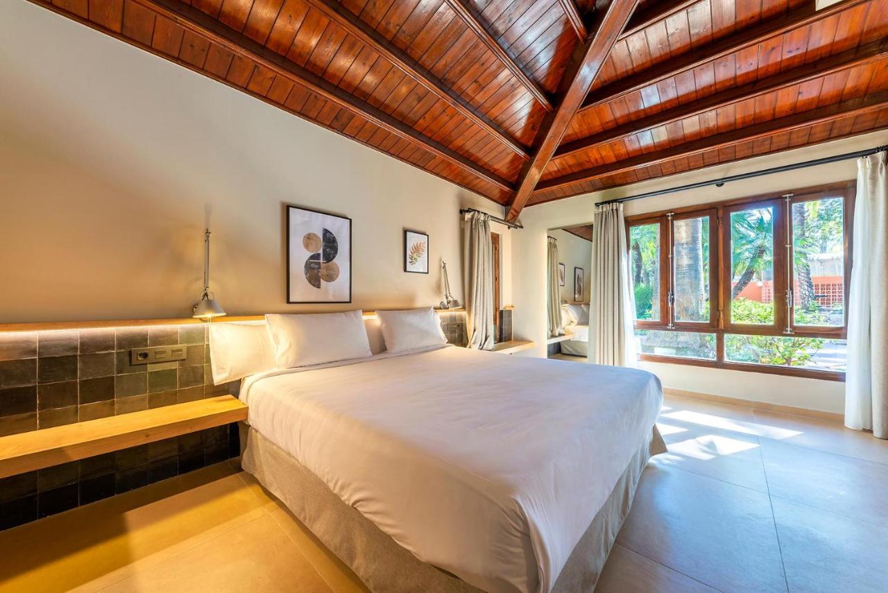 Triple Room Oasis 3 (2 Adults)