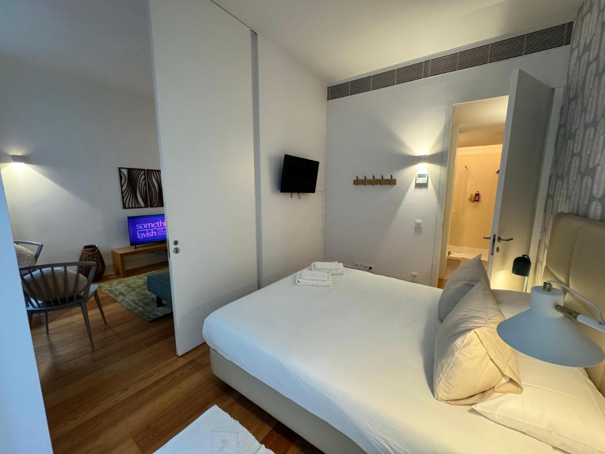 The Crucifixo Collection Serene 2D - 5