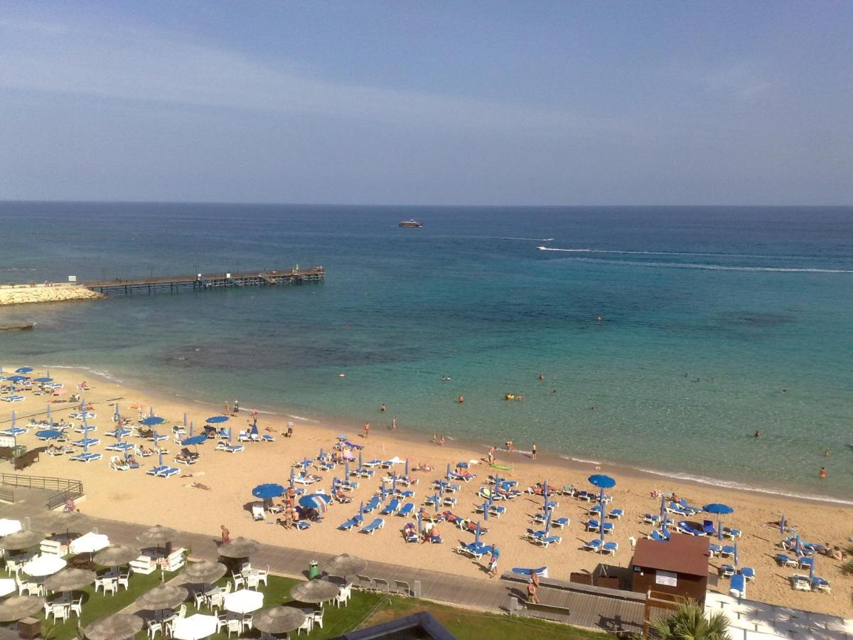 Vrissaki Beach Hotel photo