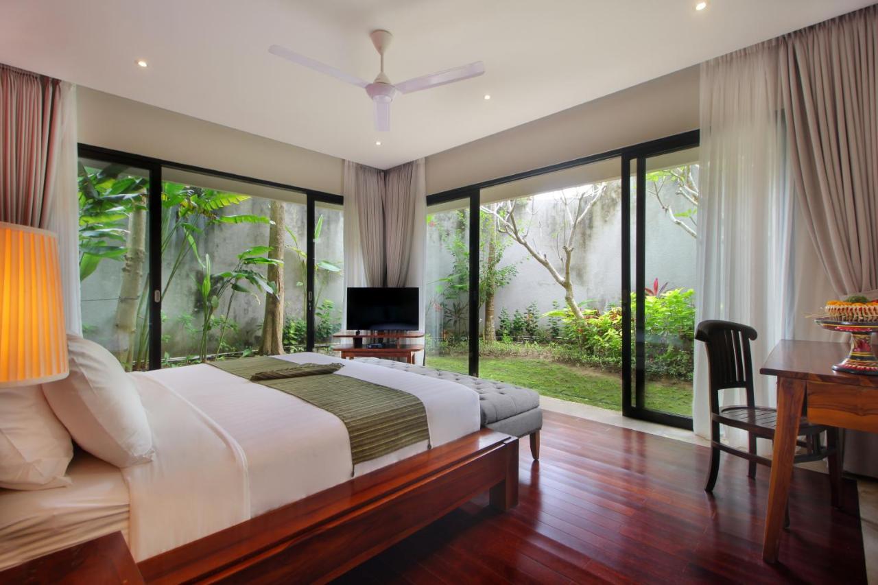4-Bedrooms Luxury Infinity Pool Pandawa Beach Villa Bali - 2