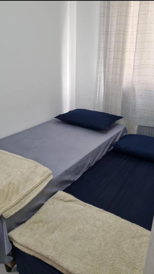 8 a 10 minutos a pe para praia Posto9 - 5