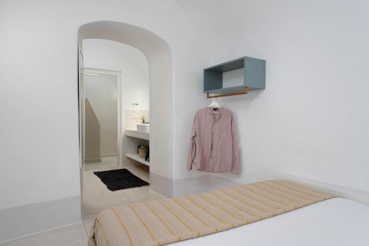 Kalyva Cycladic house - Oia Santorini - 3