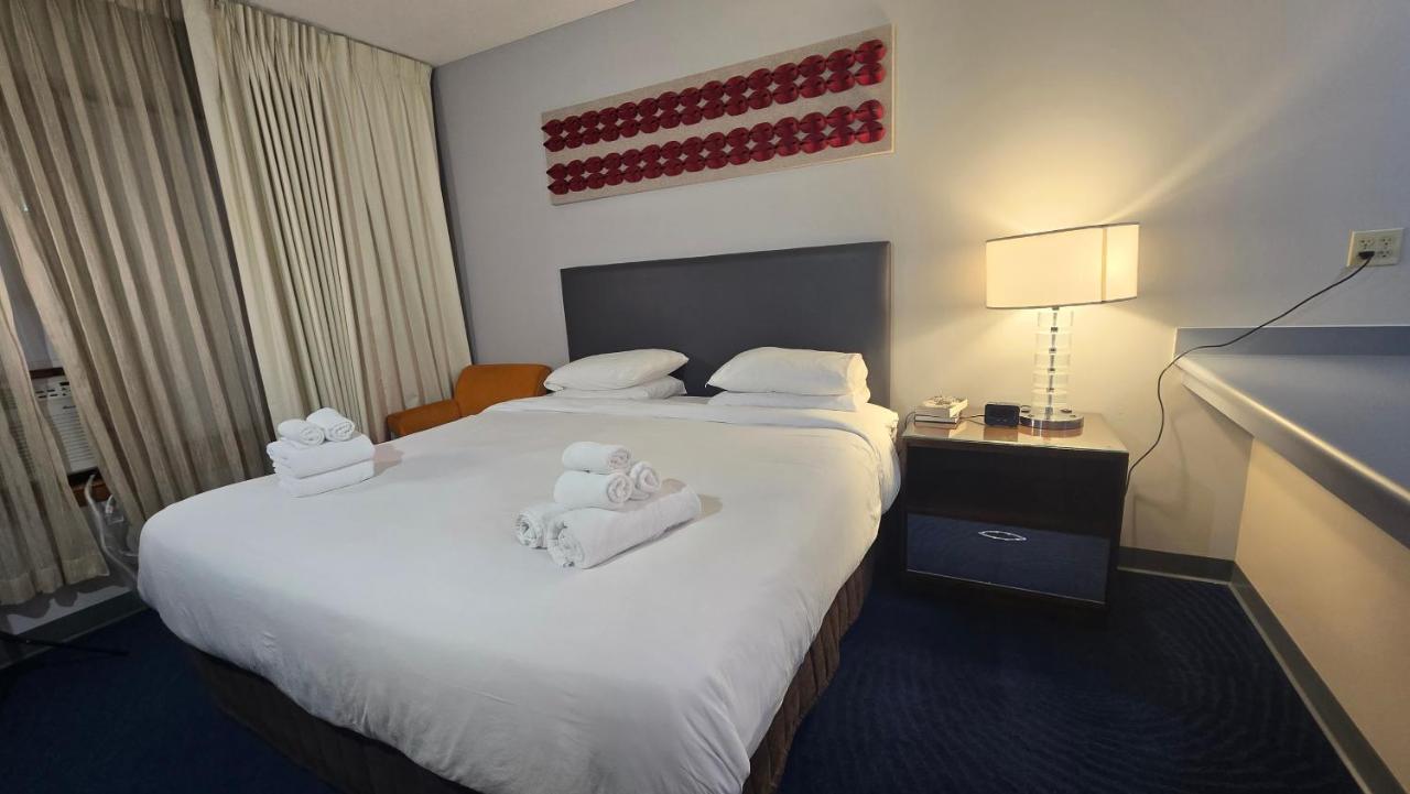 Illini Inn & Suites — photo 6