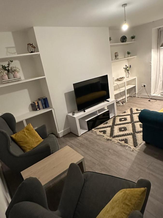 Mornington Crescent Suites - 5