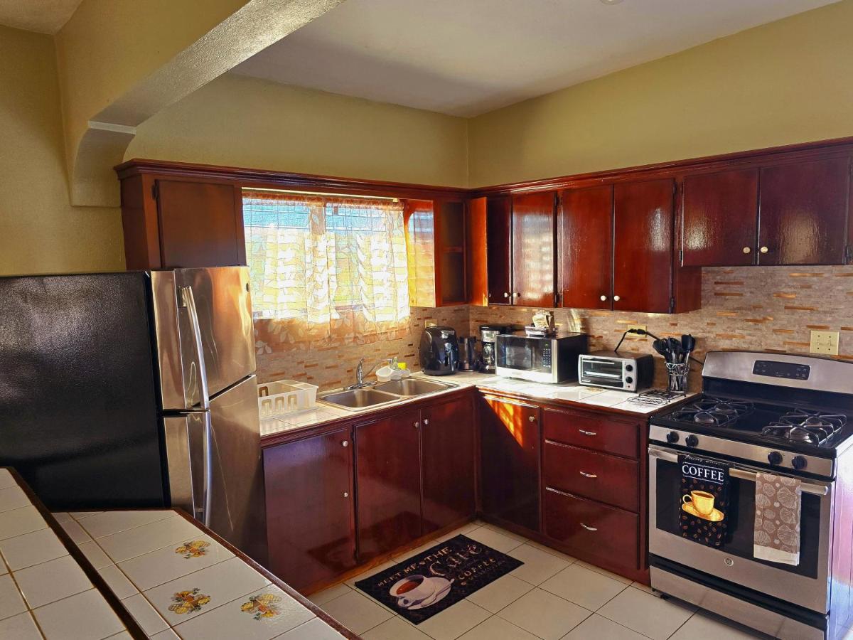 Tropix Getaway - Rental Car Available - 4