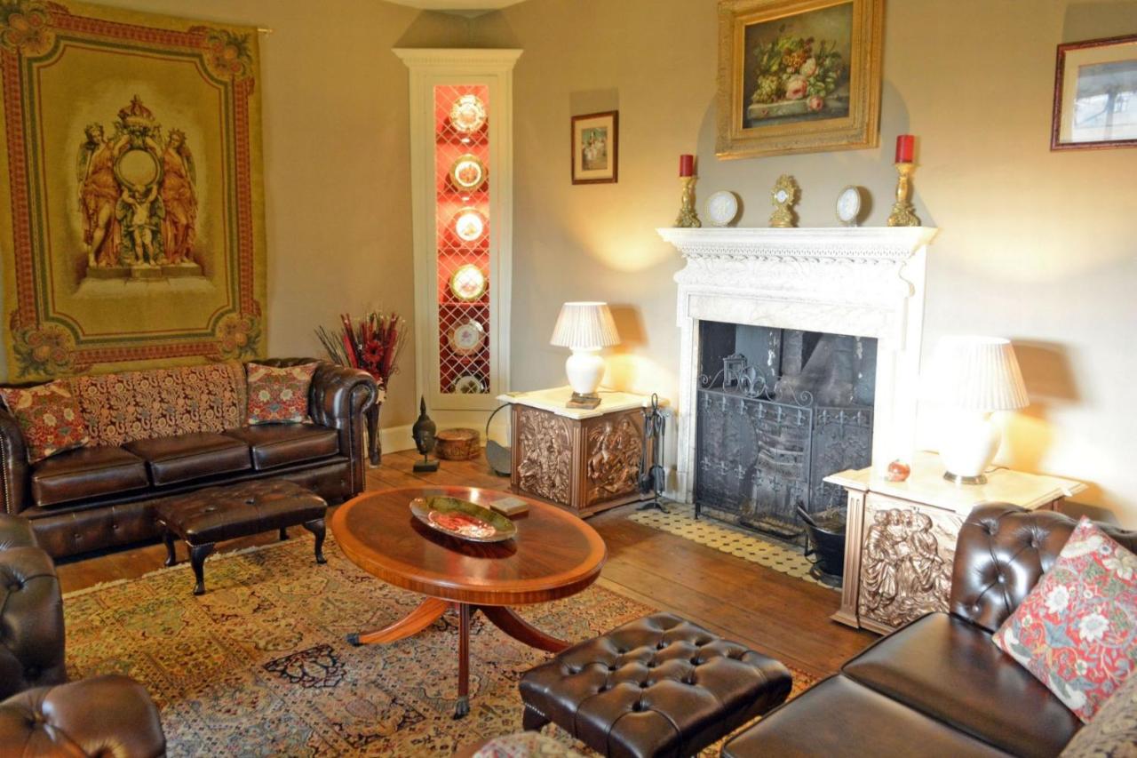 Plas Tan-Yr-Allt Historic Country House Luxury Accommodation - Laterooms