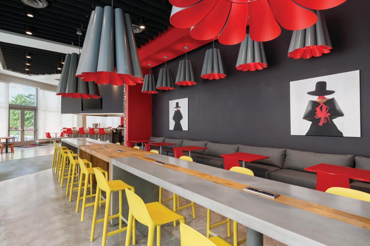 Kompose Boutique Miami Airport - 4