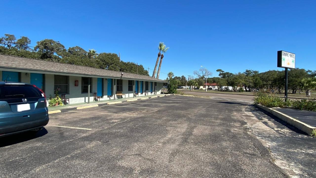 Schooner Motel — photo 12