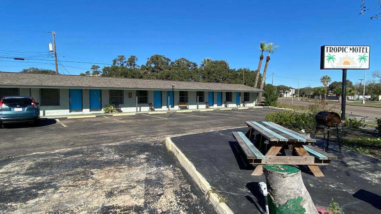 Schooner Motel — photo 7