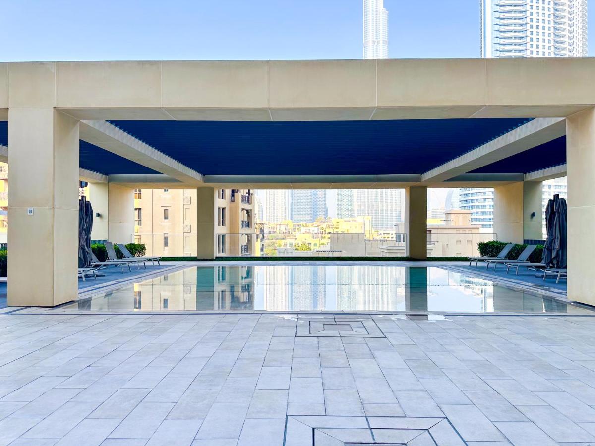 Amazing 1 Bedroom in Burj Royale Downtown - 4