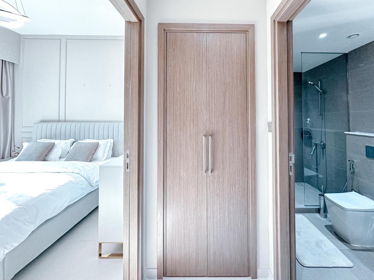 Amazing 1 Bedroom in Burj Royale Downtown - 3