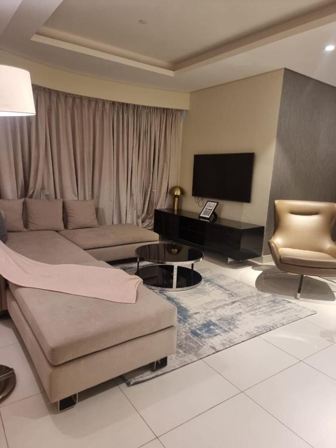 1 Bedroom Tower D Paramount Apt