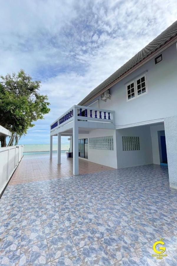 Gao Bee One Beach Club