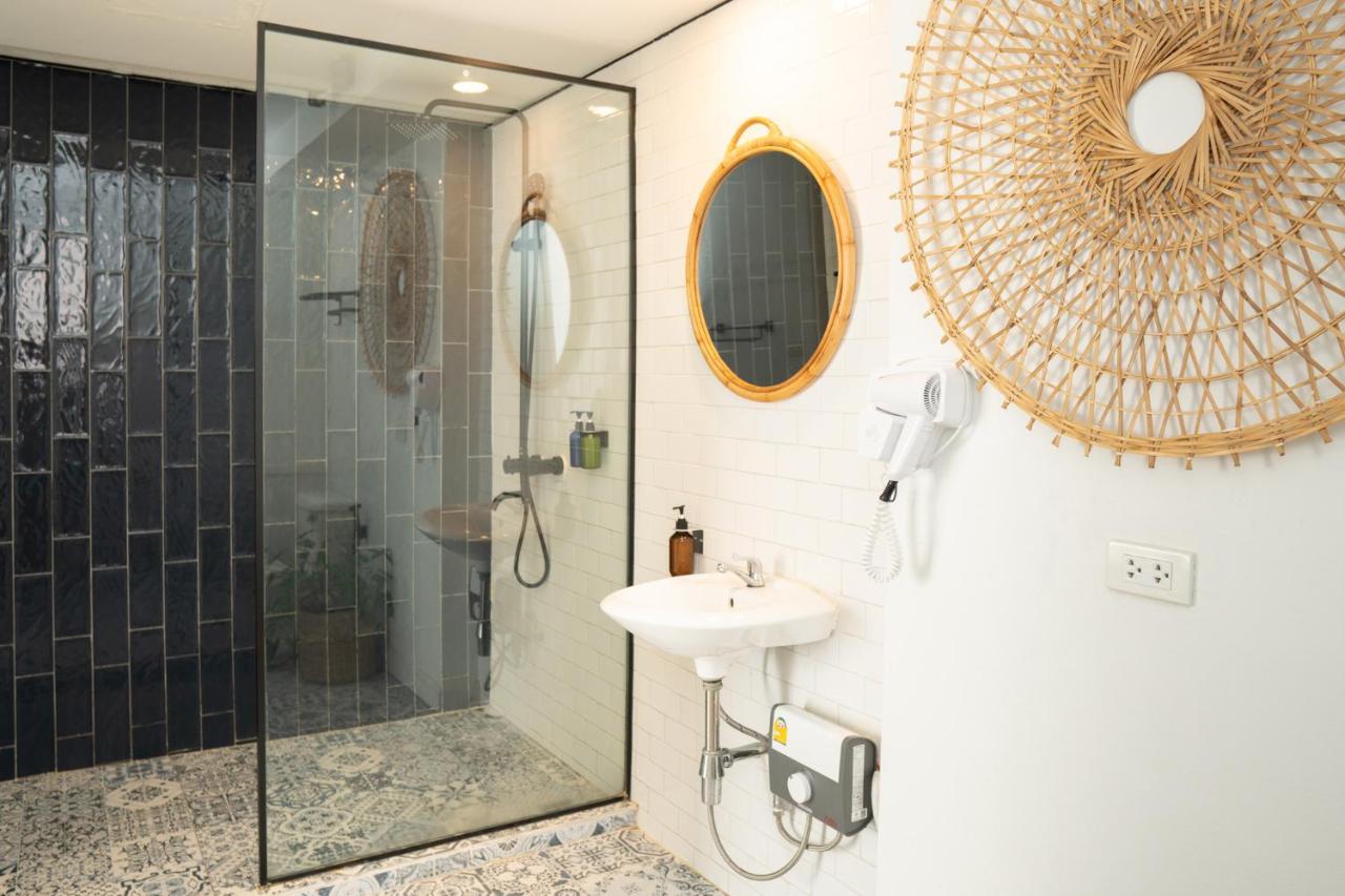 The Local Khaosan Bangkok Hotel - 2