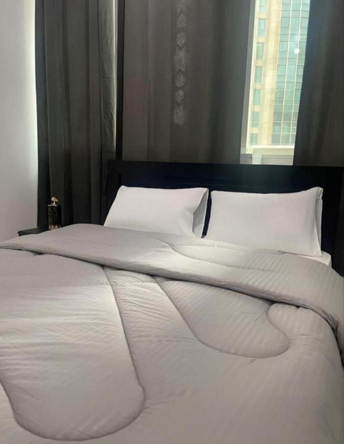 MBZ - New Fabulous Room in Unique Flat - 5