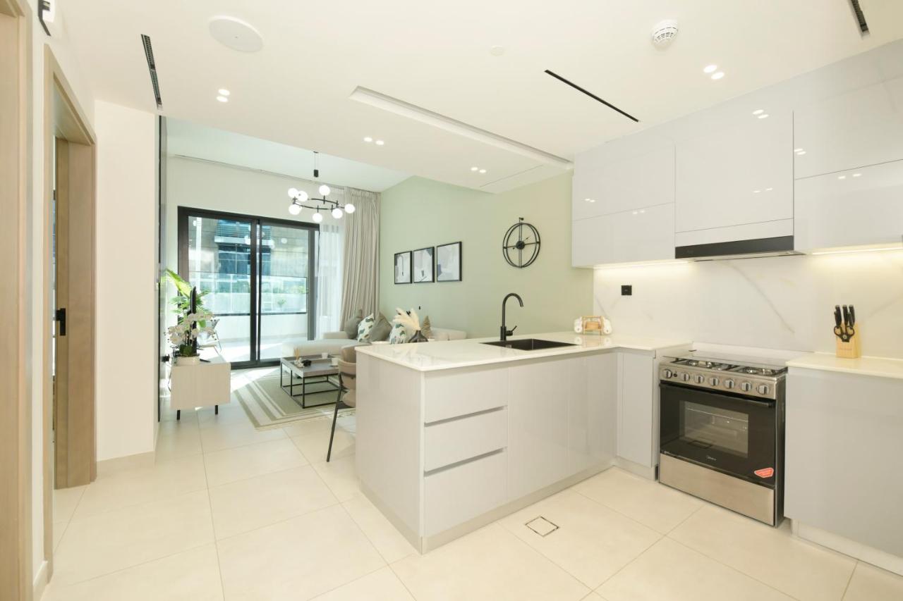 Burj Khalifa Poolview 1BR Apartment for 4 people - 4