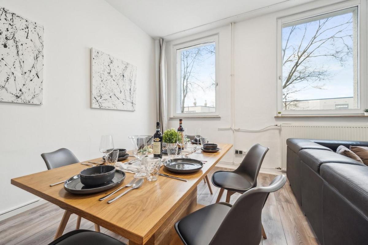 Yello Homes - Loft - Airport & Messe 6 Betten & Wifi