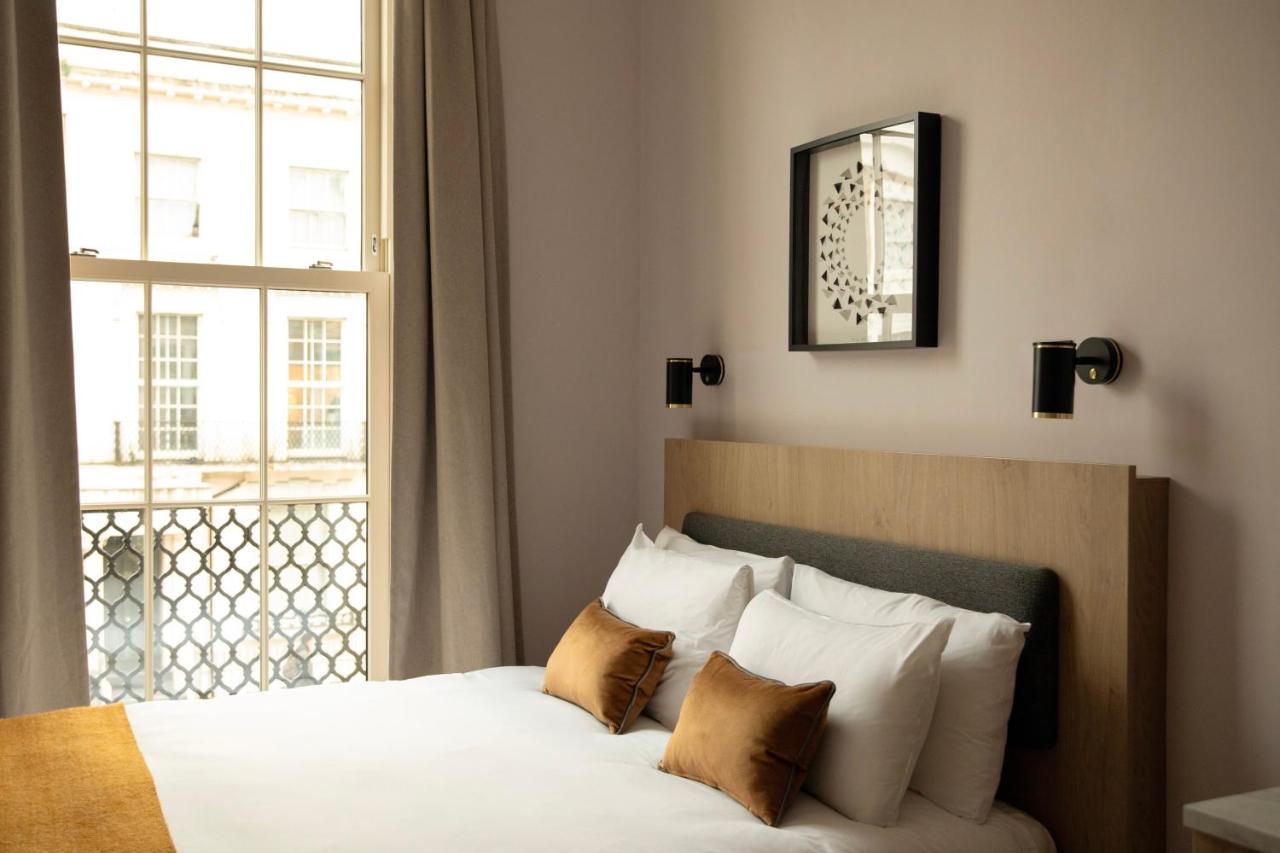 Bob W London Olympia - 5