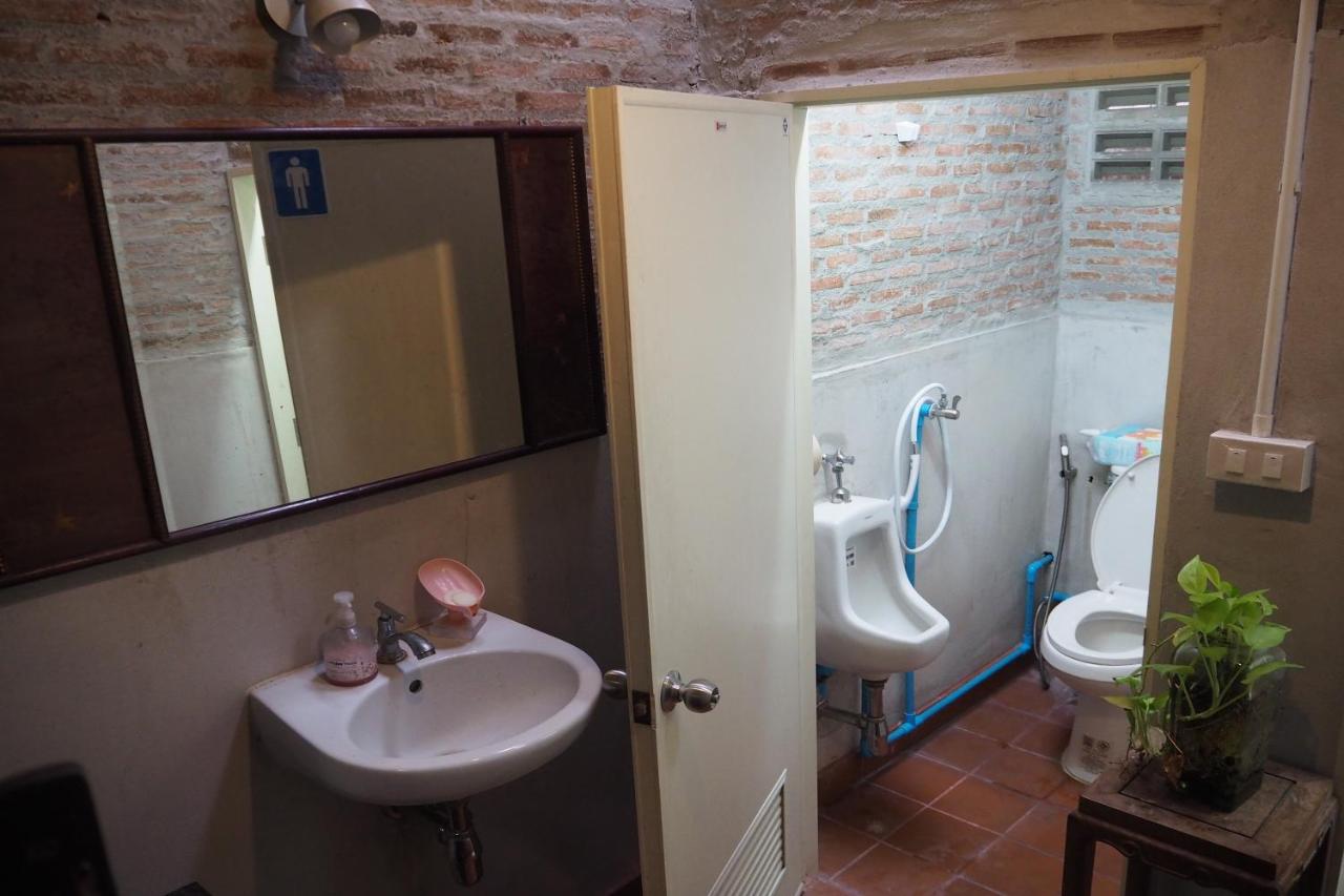 64 Sweet Home Dusit BKK - 3