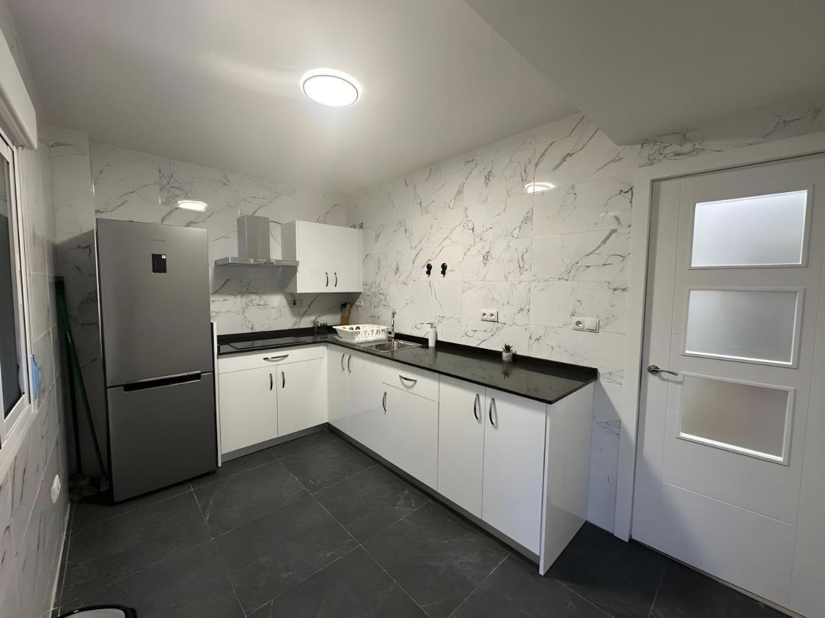 Mediterranean Breeze - 4