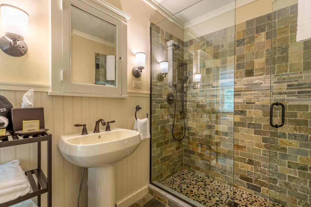 White House Inn — photo 3