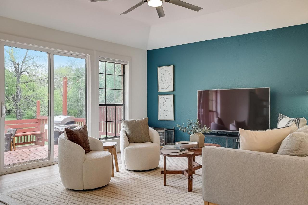 Dunlap Oasis Spacious 4BR 12mi to DT Austin - 4