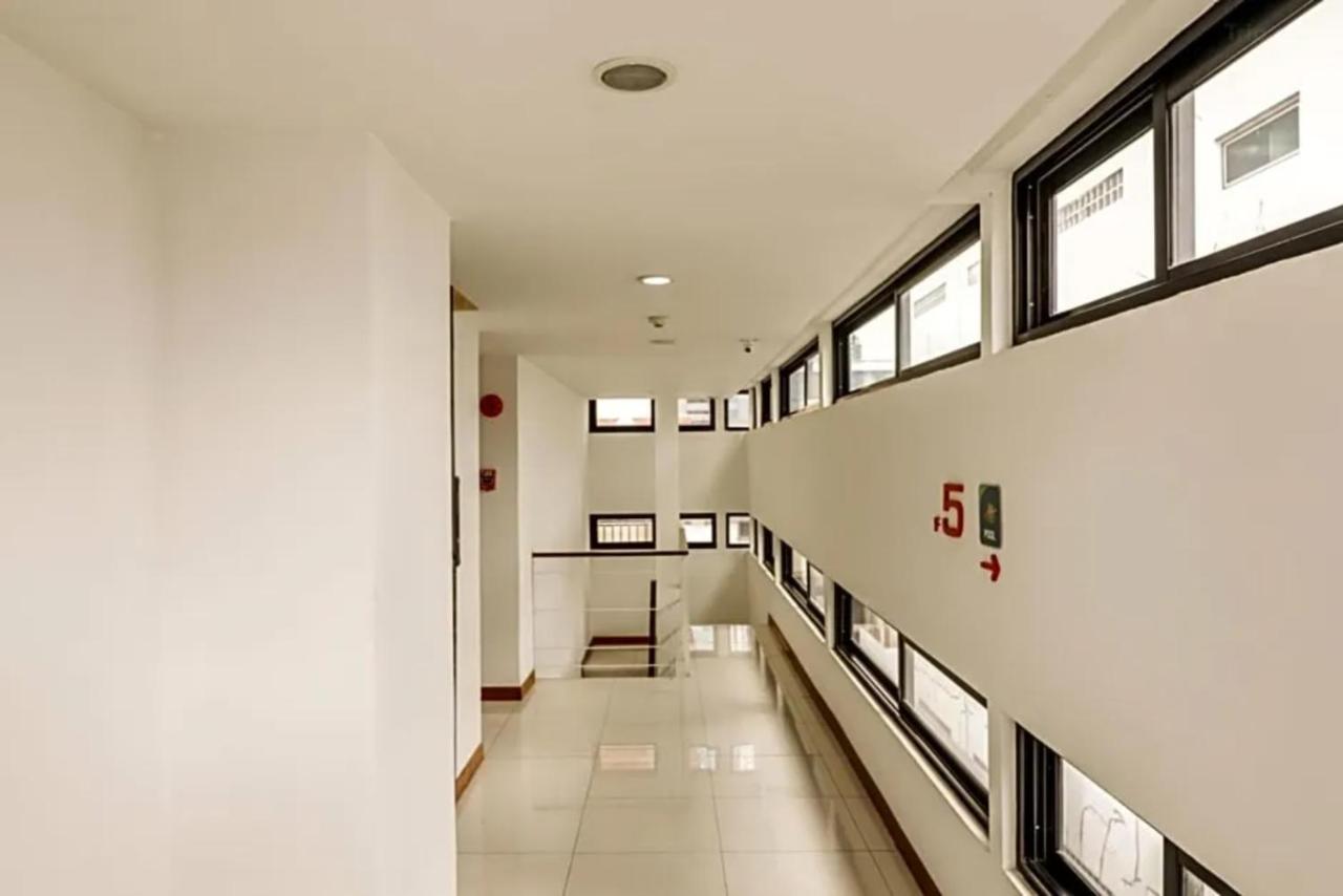 Premier Place Bangkok - 4