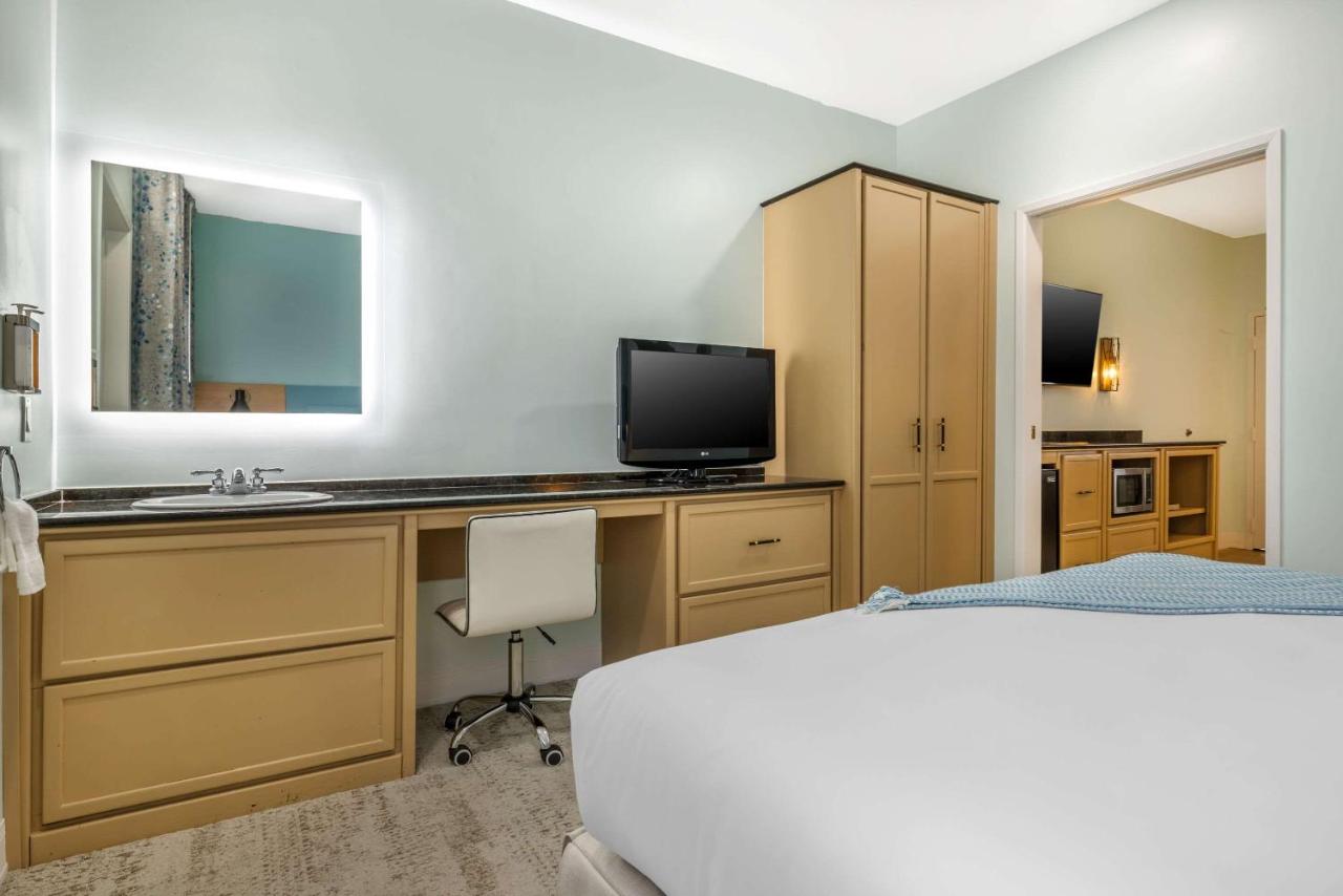 Quality Suites Downtown San Luis Obispo — photo 20