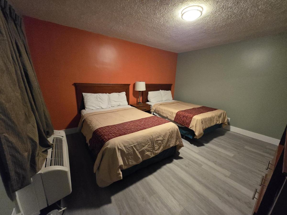 Skyline Motel — photo 15