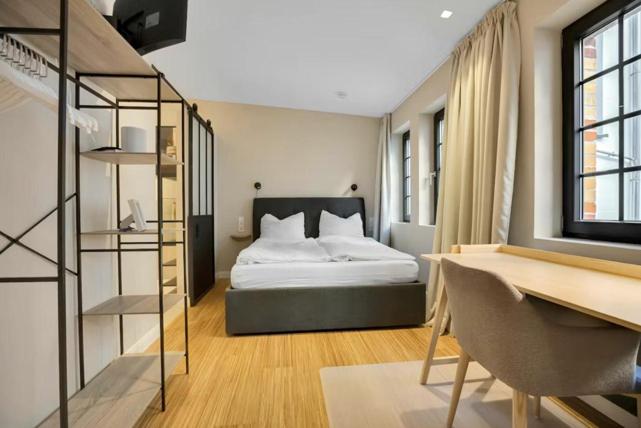 Large, comfortable and luxurious flat in Berlin Center, Prenzlauer Berg - 2