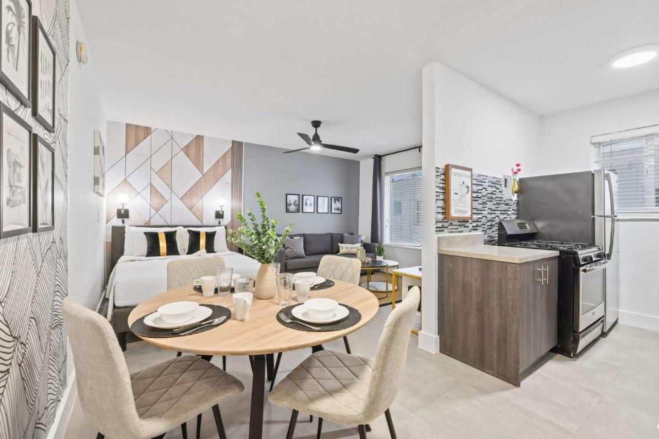 Miami Beach Studio Modern Oasis - 2