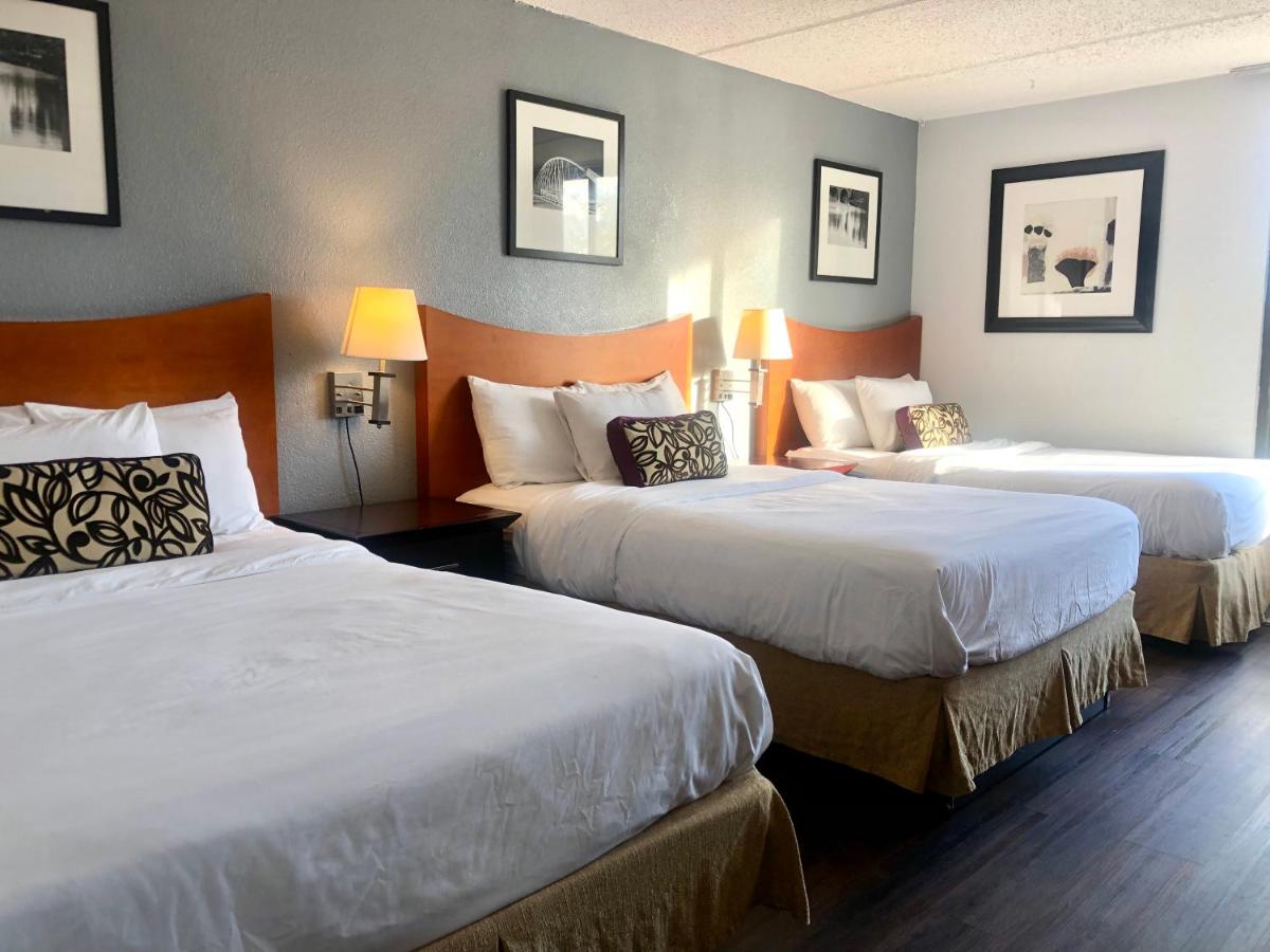 Spindletop Motel — photo 12