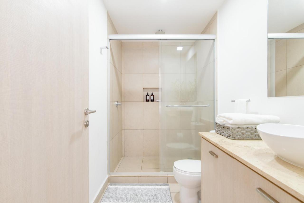 J604 - 1BR - 1BTh - 2