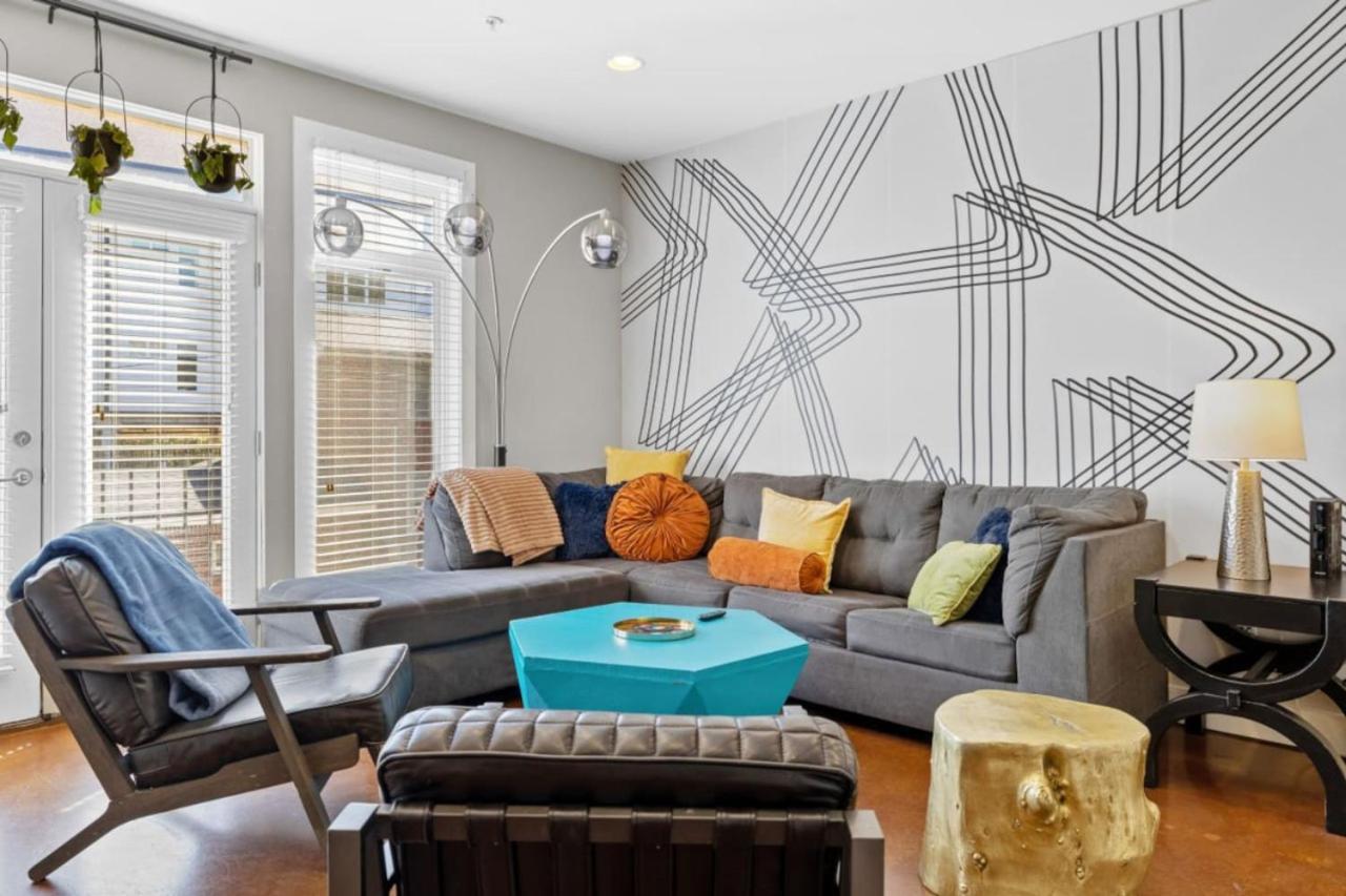 Experience Broadway - Min 2 Broadway & Restaurants - 2