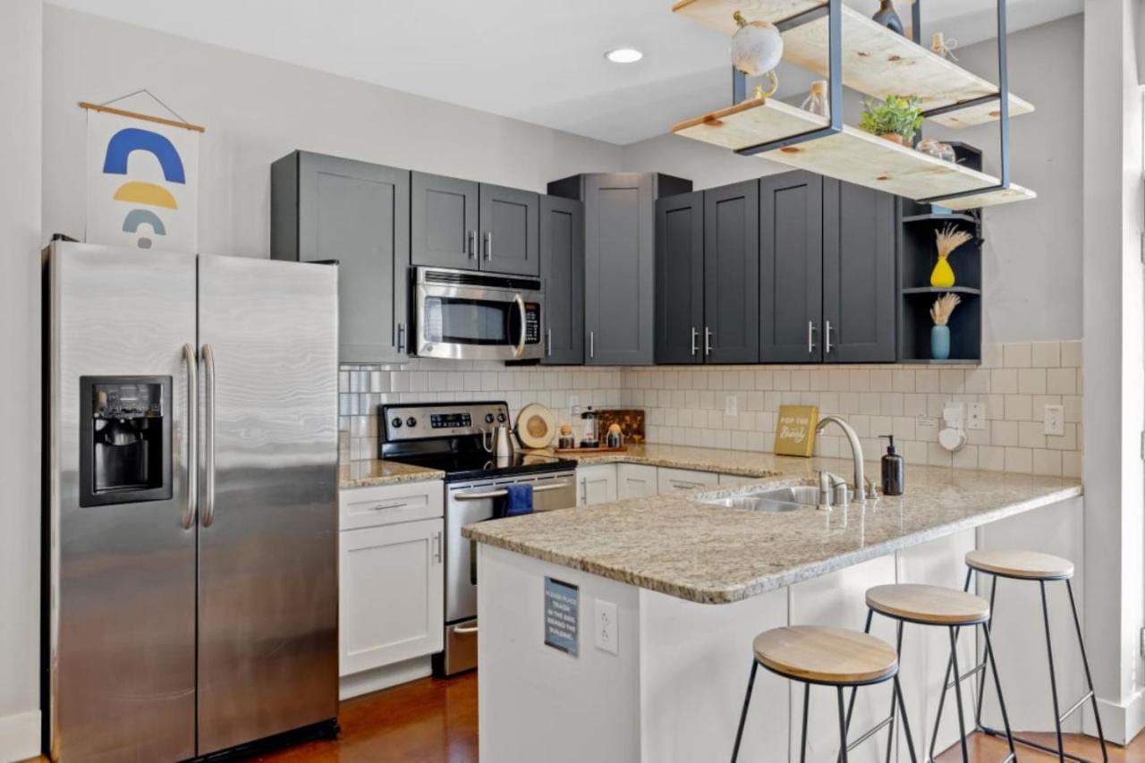 Experience Broadway - Min 2 Broadway & Restaurants - 3