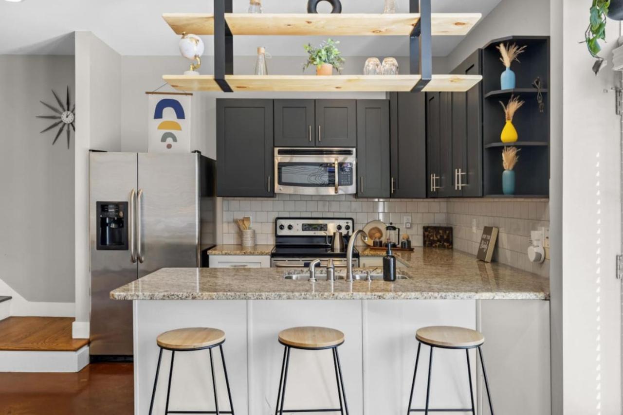 Experience Broadway - Min 2 Broadway & Restaurants - 5