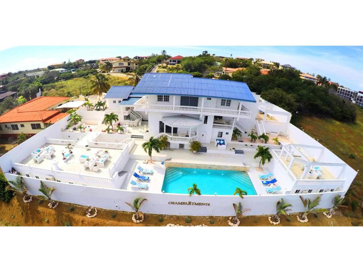 Champartments Resort - Villa & Appartementen Cristal photo