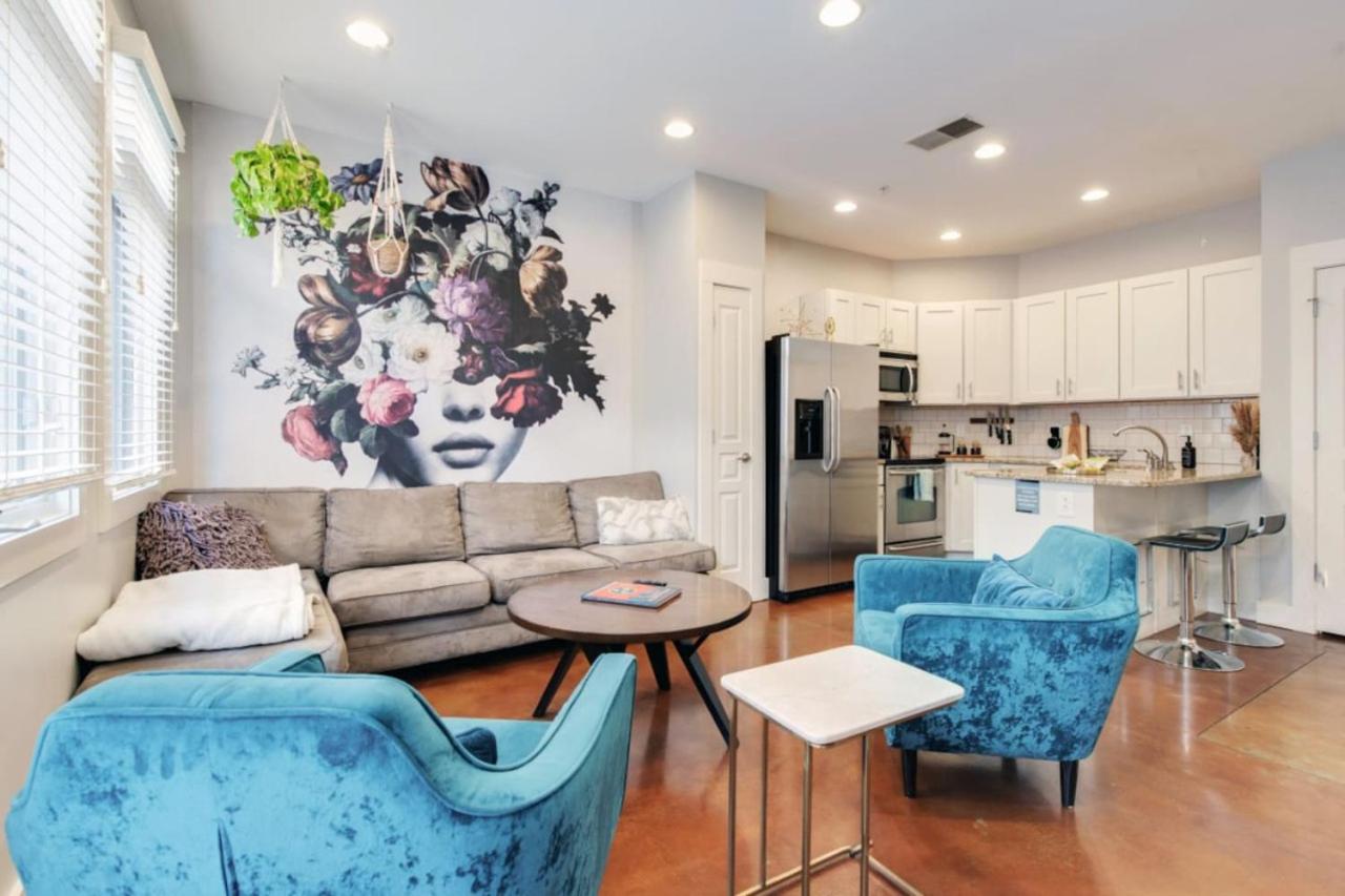 Guitar Groove King Beds Free Pking Near Music Row - 4