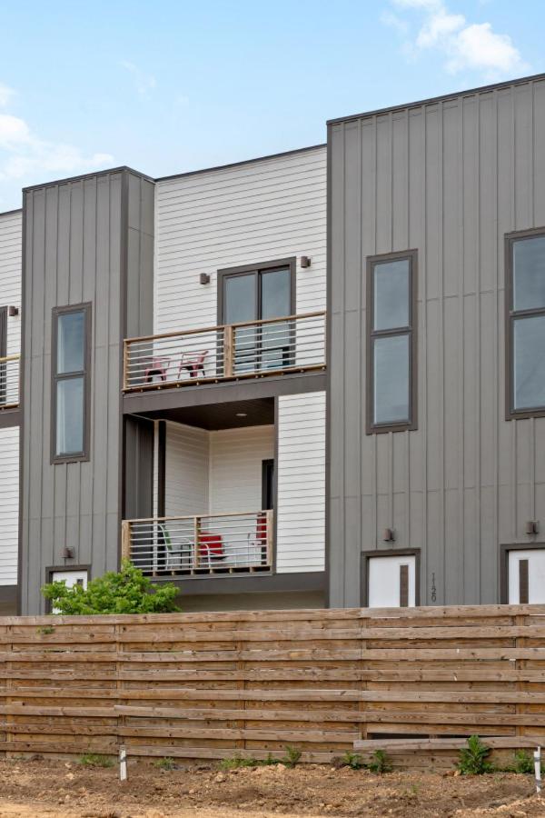 Rhythm and View - Broadway Groups Secure Garage - 3