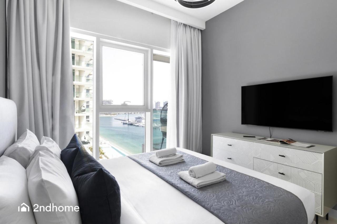 Sophisticated 1 Bedroom with Breathtaking Sea View - 4