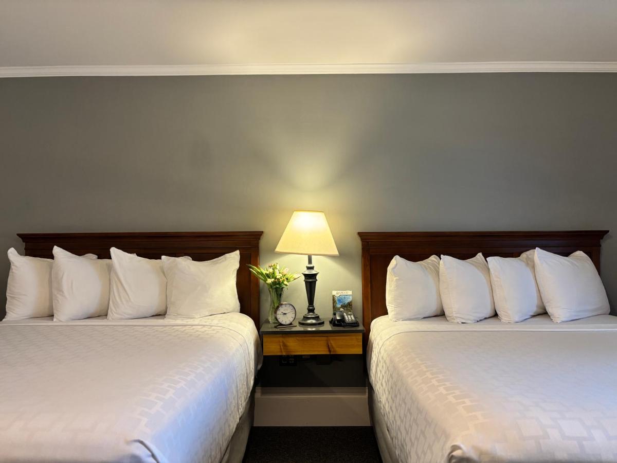 SHERWOOD MOTEL — photo 1