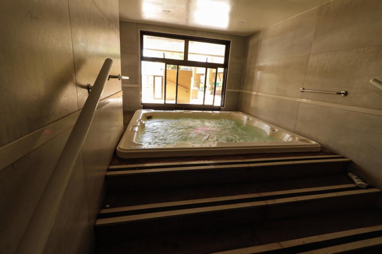 Luxuoso apartamento vista mar Barra - 2