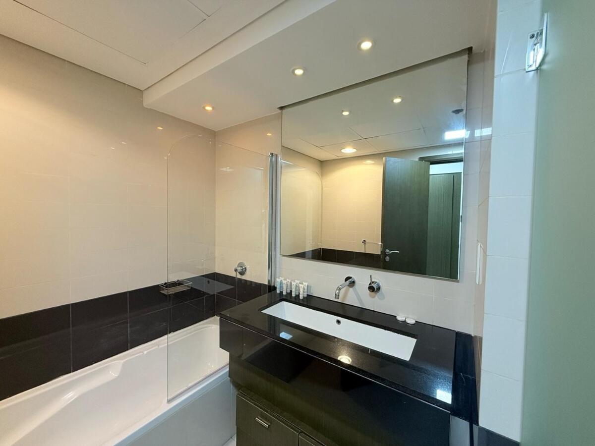 Beautiful 2 BR Apartment next to Opera I Burj View - 3