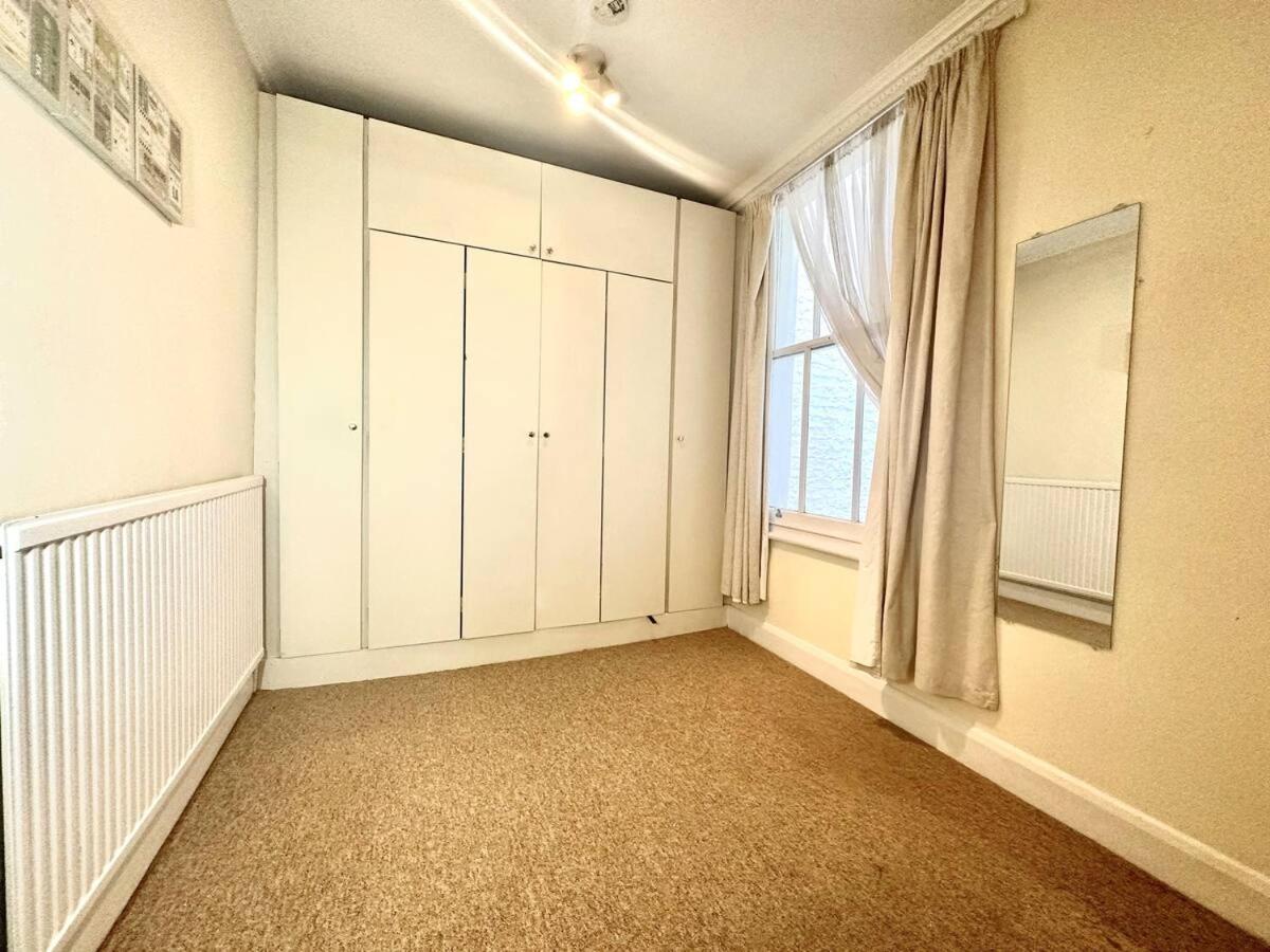 Studio flat in Paddington London - 2