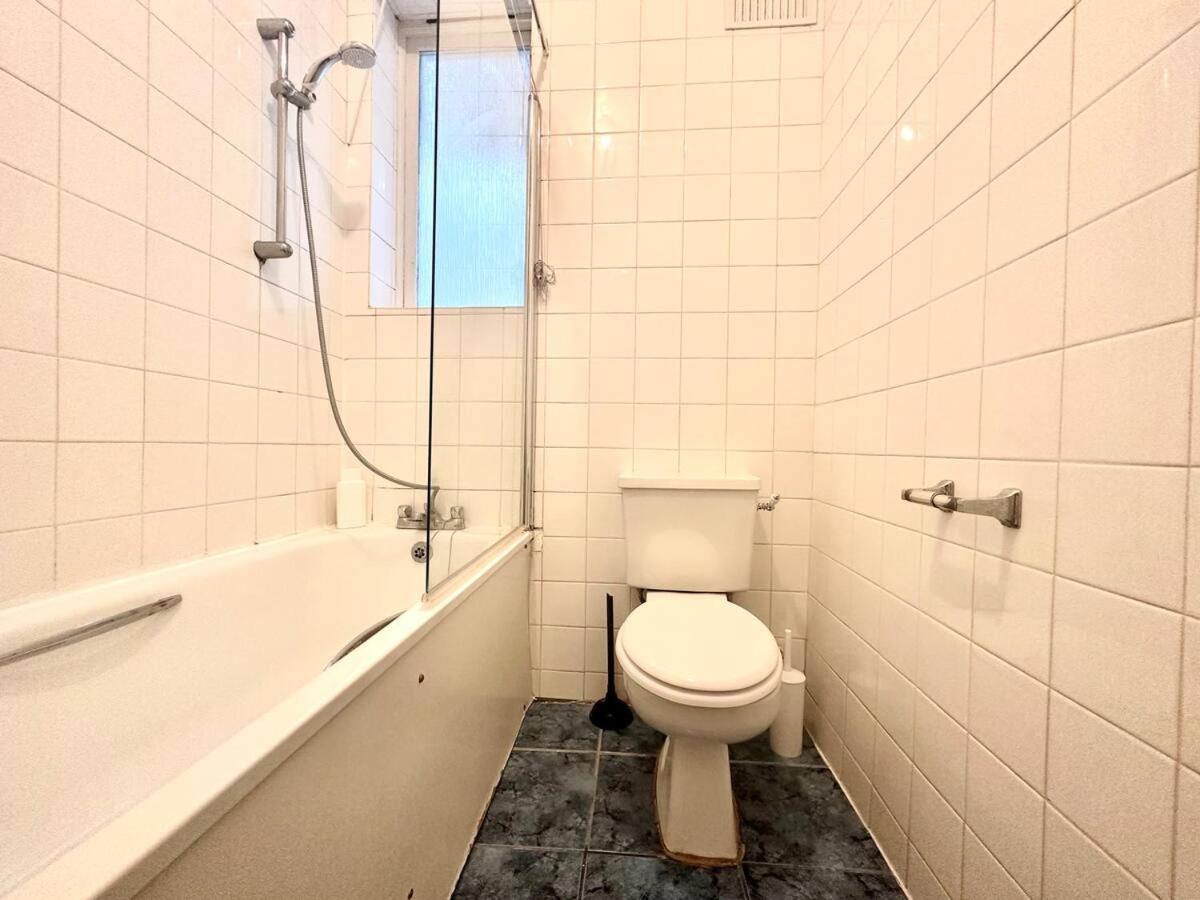 Studio flat in Paddington London - 3