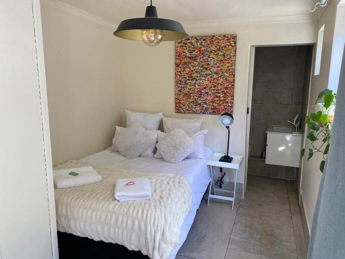 Charming 2-Sleeper Getaway U1 !