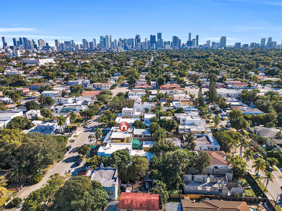 Private Studio in Little Havana - 2