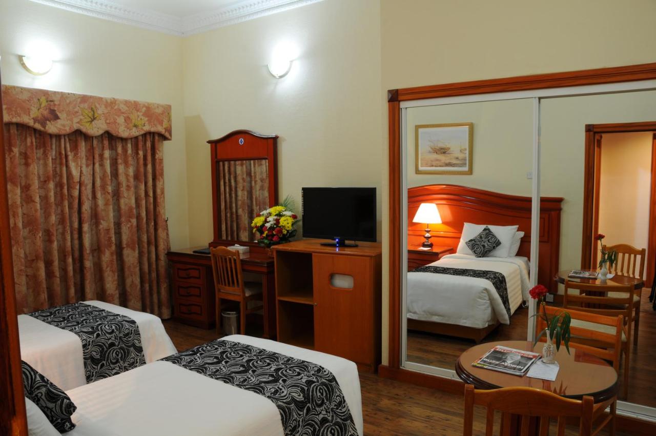 Gulf Gate Hotel photo